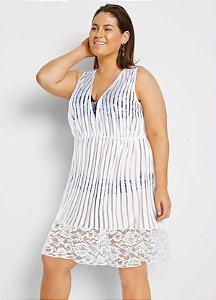 Saída de Praia Renda Plus Size