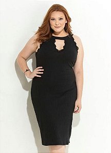 Vestido Plus Size Midi Preto Gola Choker