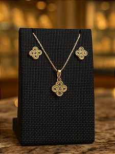 Conjunto Colar e Brinco Folheado a Ouro – Trevo com Zircônia
