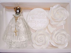 Kit Presente Católico: Aromatizador Nossa Senhora com Sabonetes Artesanais