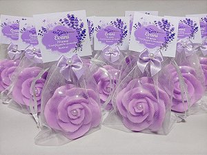 Lembrancinha de Aniversário 70 Anos: Sabonete Rosa Luxo Perfumada