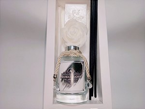 kit Presente de Aniversário: Aromatizador Vidro 100ml com Sabonetes