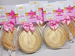 Lembrancinha de Aniversário Infantil: Sabonete Letra Inicial do Nome