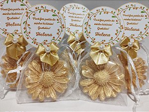 Lembrancinha de Aniversário Senhora: Sabonete Flor Margarida