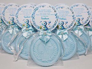 Lembrancinha Tema Nascimento Menino: Sabonete Letra Inicial do Nome