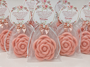 Lembrancinha de Aniversário 80 Anos: Sabonete Rosa do Amor