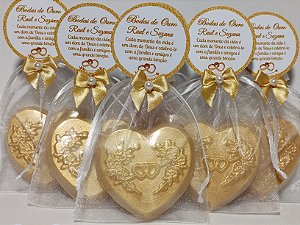 Lembrancinha Festa Bodas de Ouro: Sabonete Coração Perfumado