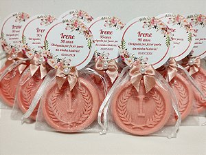 Lembrancinha de Aniversário 90 Anos: Sabonete Letra Inicial do Nome