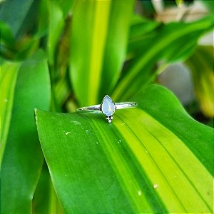 Anel Gota Pequena em Prata 925 e Pedra da Lua