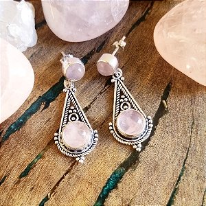 Brinco Balinês em Prata 925 e Quartzo Rosa
