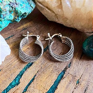 Brinco Argola Boho Torcida em Prata 925