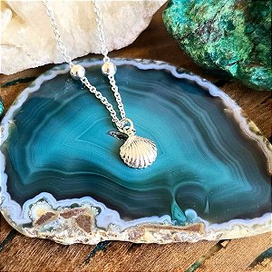 Pulseira Bolinhas com Pingente Concha em Prata 925