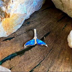Pingente Cauda de Sereia em Prata 925 e Opala Azul