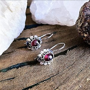 Brinco Boho Flor em Prata 925 e Granada