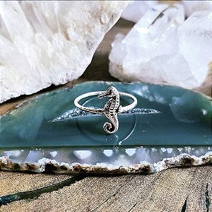 Anel Cavalo Marinho em Prata 925