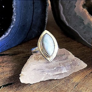 Anel Liso Navet em Prata 925 e Larimar
