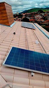 200 kWh/mês /// Kit Gerador FV Telhado 1,86 kWp – MICROINVERSOR 220V
