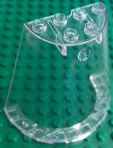 Metade de Cone 8x4x6 Translúcido