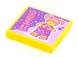Placa Lisa 2x2 com desenho de Menina com Mãos em Coração Amarela