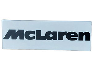 Placa Lisa 2x6 com escrita 'McLaren' Branca