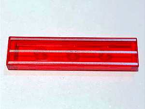 Placa Lisa 1x4 Translúcida Vermelha com listras prateadas pintadas