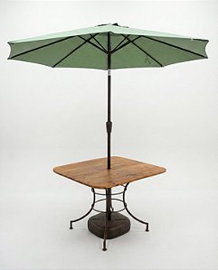 Mesa Jaú com ombrelone