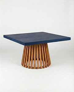Mesa Laqueada Azul Marinho, 150x150cm - Pé Ripado