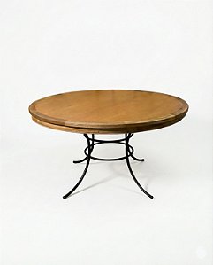 Mesa Redonda em Madeira - 140cm