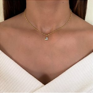 Colar choker corrente singapura e pingente coração cravejado