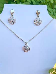 Conjunto Trevo de Quatro Folhas Cravejado em Zircônias