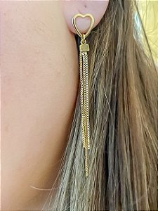 Brinco Coração Vazado com Franja