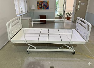 Cama motorizada Com Regulagem De Altura Cabeceira e Peseira Injetada + Colchão D23 - Salutem Moveis Hospitalares