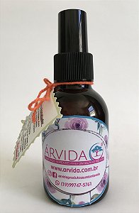 ÁRVIDA - Spray Terapia e Aromatizador Artesanal com Óleo Essencial de Tea Tree e Capim Limão - 100ml