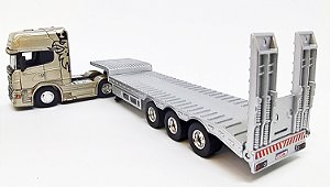 Miniatura Scania Highline Prata + Carreta Prancha 1/64