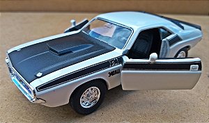 Dodge Challenger T/A 1970 - ESCALA 1/38 - 12 CM