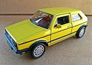 Volkswagen Golf GTI Amarelo - Escala 1/32 12 CM