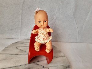 Anos 80 boneca bebê chuquinha de vestido florido da Estrela