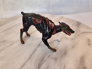 Cachorro doberman zombie de vinil , mandíbula articulada do Resident evil, 10cm comprimento