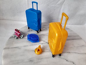 Boneca Bratz Study abroad MGA 2015 acessórios com maleta de bordo amarelo China e Rússia azul