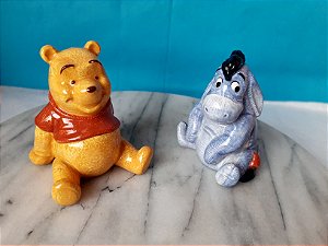 Saleiro e paliteiro de porcelana ursinho Pooh e Eeyore da Disney. 9 cm de altura