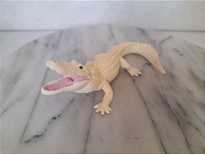 Miniatura de vinil Safar, white alligator / jacaré 16 cm de comprimento branco