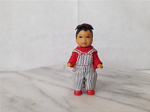 Boneca toddler afro descendente, vizinha da Barbie Happy Family  Mattel  - 9 cm