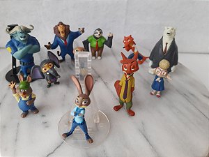 Playset Disney original, 10 personagens do Zootopia  entre 5 e 7,5 cm de altura