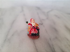 Miniatura de vinil Papai Noel de 3 cm de altura