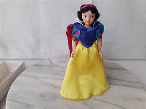 Boneca de porcelana Branca de Neve , coleção princesas Disney de Agostini 17 cm, com caixa