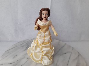 Boneca de porcelana Bela do A Bela e a fera  , coleção princesas Disney de Agostini 17 cm