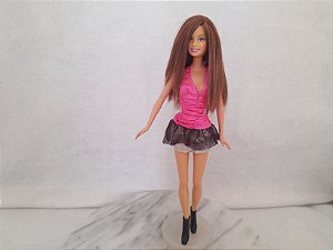 Barbie Teresa anos 2000.vestido roda saia preta