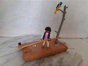 Playmobil, embarcação com um pirata