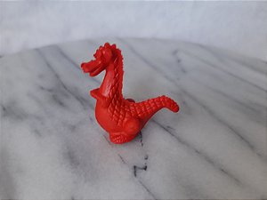 Antiga Miniatura de borracha de dragão vermelho. 4,5 cm,