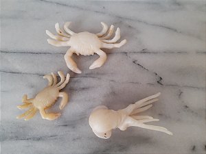 Anos 70 ou 80, miniatura de plástico de polvo e caranguejos em 2 tamanhos